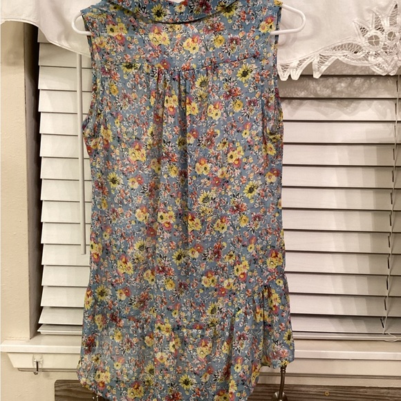 Womens/juniors sleeveless high/low ruffle top - Picture 3 of 3